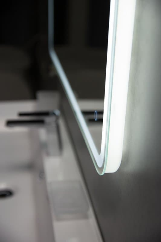 Зеркало BelBagno SPC-MAR-800-800-LED-TCH с подсветкой и сенсорным выключателем