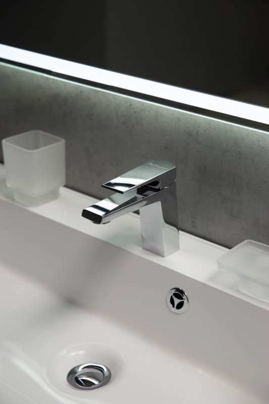 Зеркало BelBagno SPC-MAR-1000-800-LED-TCH с подсветкой и сенсорным выключателем