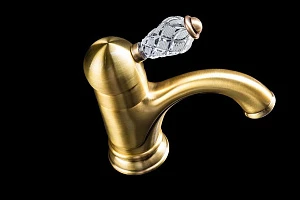 Смеситель Boheme Crystal 301-CRST для раковины, бронза