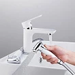 Смеситель для раковины Gappo Noar G1048-1 с гигиеническим душем - превью 1